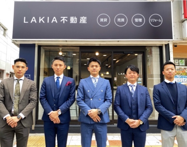 LAKIA不動産難波本店のスタッフ